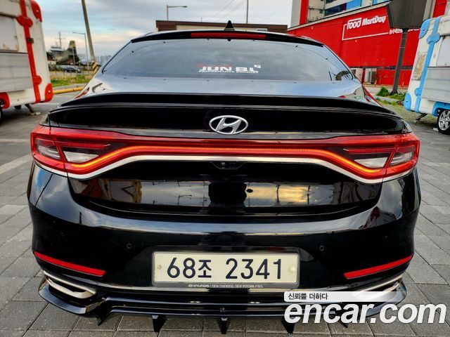 Hyundai Grandeur 2.4 Premium — пробег 70 000 км — фото 2 из 5