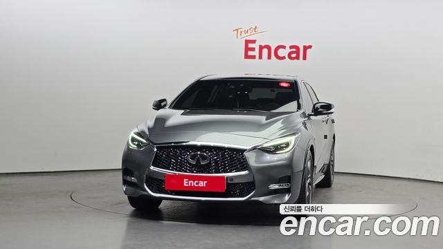 Infiniti Q30 из Кореи Encar