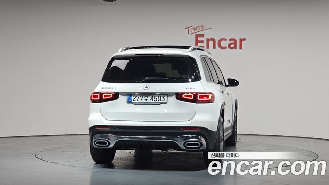 Mercedes-Benz GLB-Class из Кореи Encar
