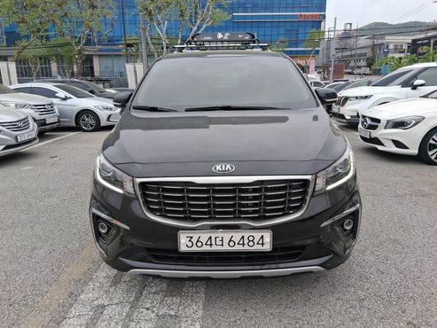 Kia Carnival 9-Seater Luxury — пробег 149 236 км — фото 1 из 5
