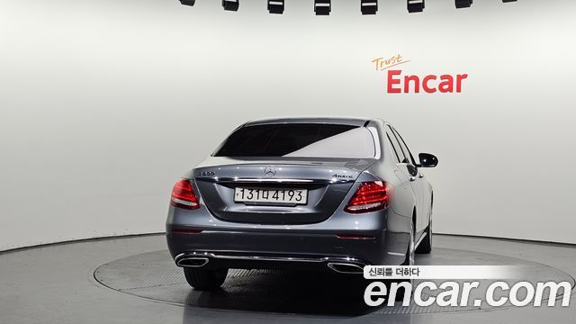 Mercedes-Benz E-Class E300 4MATIC Exclusive — пробег 154 404 км — фото 4 из 5