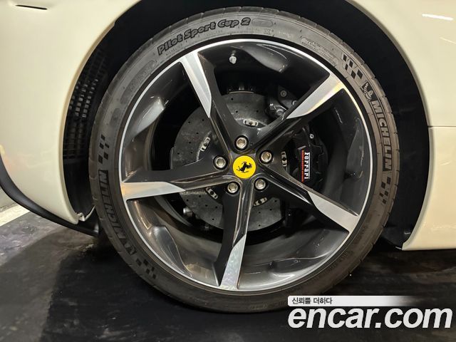 Ferrari SF90 из Кореи Encar