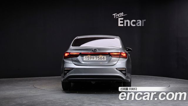 Kia K3 из Кореи Encar