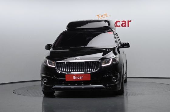 Kia Carnival 9-seater Hi-Limousine Prestige — пробег 242 254 км — фото 3 из 5
