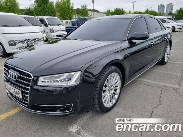Audi A8 50 TFSI Quattro LWB D4 — пробег 87 525 км — фото 1 из 5