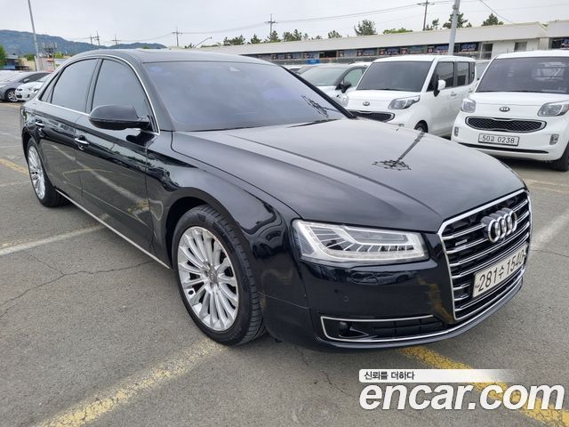 Audi A8 50 TFSI Quattro LWB D4 — пробег 87 525 км — фото 2 из 5
