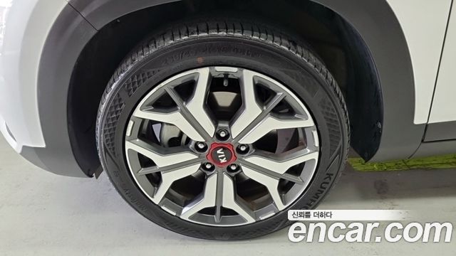 Kia Seltos из Кореи Encar