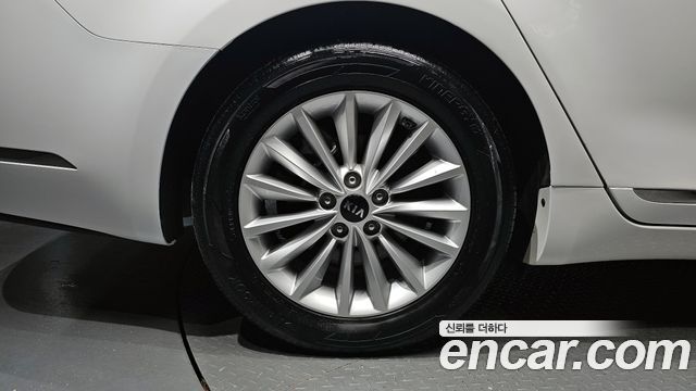 Kia K7 из Кореи Encar