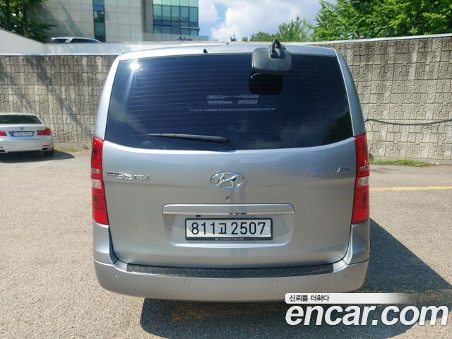 Hyundai Starex 3-Seater VAN Smart Special — пробег 187 000 км — фото 4 из 5