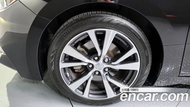 Nissan Maxima из Кореи Encar