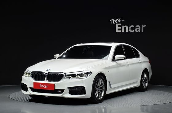 BMW 5-Series 520d M Sport Package Plus — пробег 117 279 км — фото 1 из 5