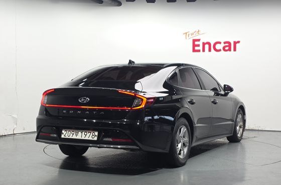 Hyundai Sonata 2.0 Premium — пробег 125 333 км — фото 2 из 5
