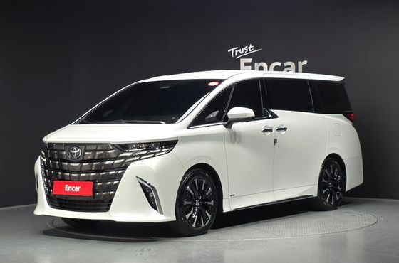 Toyota Alphard 2.5 HEV Executive AWD — пробег 8 190 км — фото 1 из 5