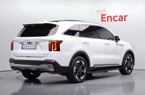 Kia Sorento HEV 1.6 2WD Signature — пробег 1 691 км — фото 2 из 5