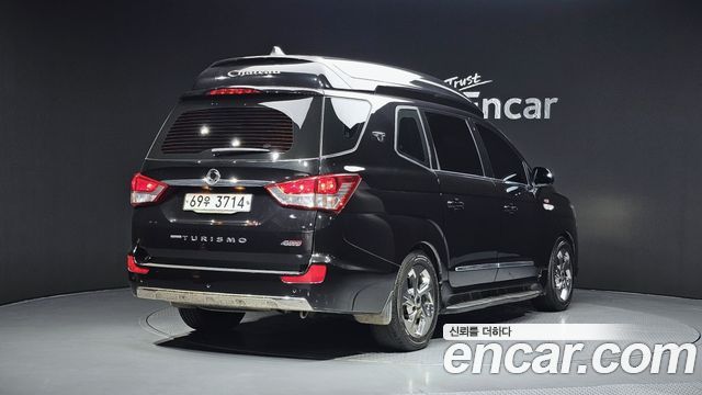 Ssangyong KORANDO 4WD Chateau 9-seater High-roof — пробег 62 934 км — фото 2 из 5