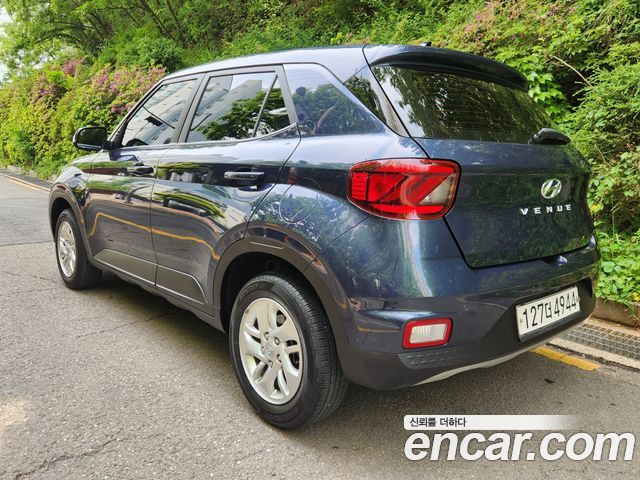 Hyundai Venue из Кореи Encar