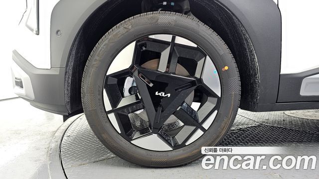 Kia Seltos из Кореи Encar