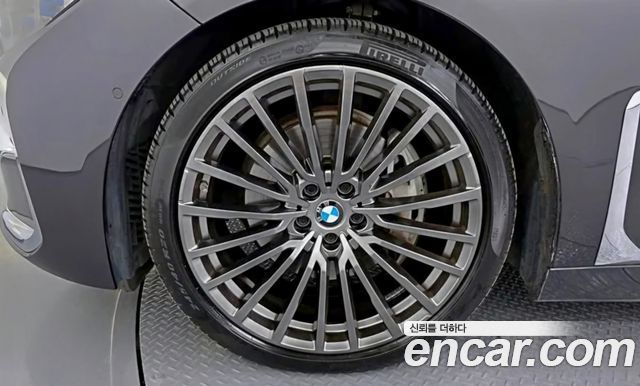 BMW 7-Series 730d xDrive Design Pure Excellence — пробег 119 056 км — фото 5 из 5