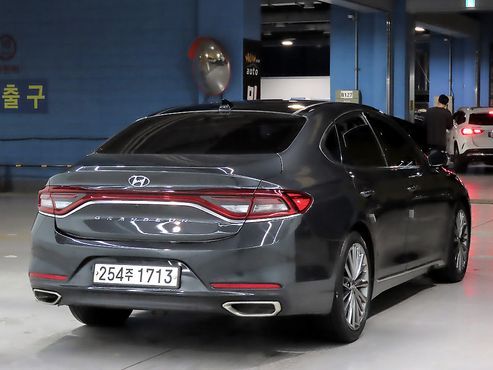 Hyundai Grandeur 2.4 Premium Special — пробег 165 739 км — фото 2 из 5