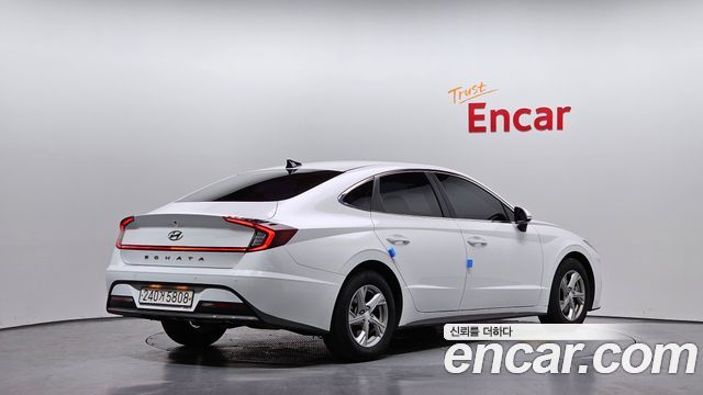 Hyundai Sonata 2.0 Premium — пробег 119 092 км — фото 2 из 5