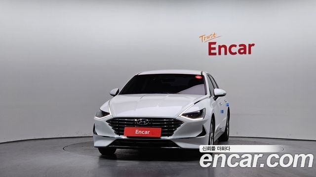 Hyundai Sonata 2.0 Premium — пробег 119 092 км — фото 3 из 5