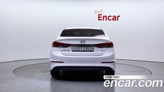 Hyundai AVANTE из Кореи Encar
