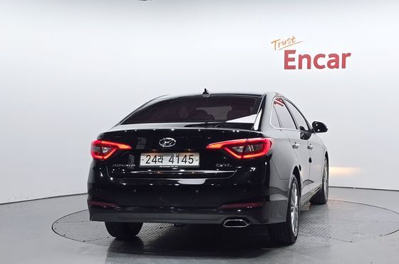 Hyundai Sonata 2.0 Smart — пробег 73 542 км — фото 4 из 5