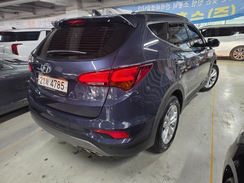 Hyundai Santafe Diesel 2.0 2WD Value Plus — пробег 65 000 км — фото 2 из 5