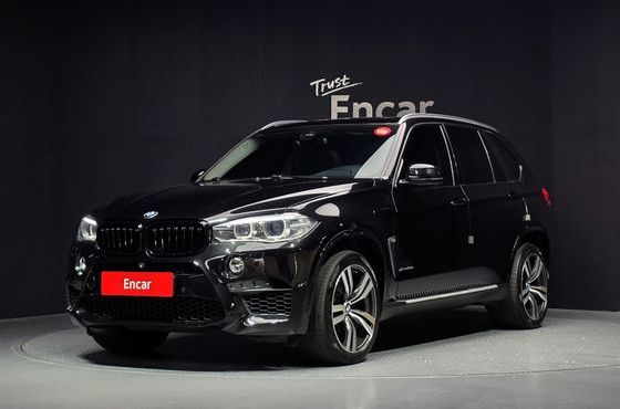BMW X5 xDrive 40e iPerformance — пробег 133 725 км — фото 1 из 5