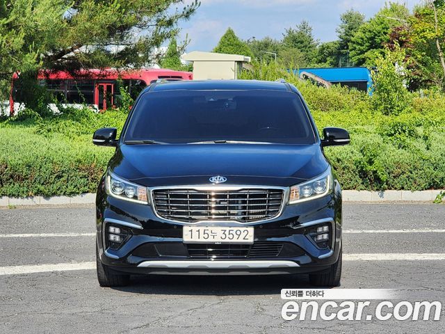 Kia Carnival из Кореи Encar