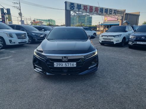 Honda Accord 2.0 Hybrid Touring — пробег 59 649 км — фото 2 из 5