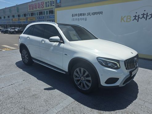 Mercedes-Benz GLC-Class GLC350e 4MATIC Premium — пробег 69 135 км — фото 2 из 5