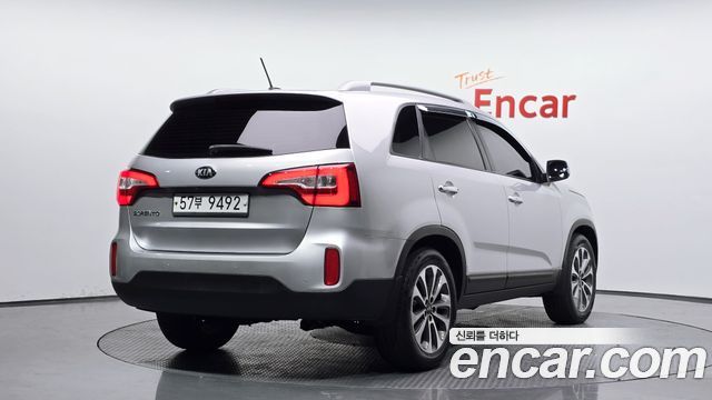 Kia Sorento Diesel 2.0 2WD Limited — пробег 179 697 км — фото 2 из 5
