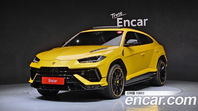 Lamborghini Urus из Кореи Encar