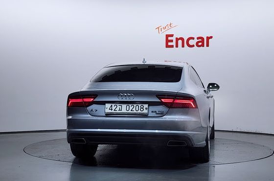 Audi A7 55 TDI Quattro 4G — пробег 273 434 км — фото 4 из 5