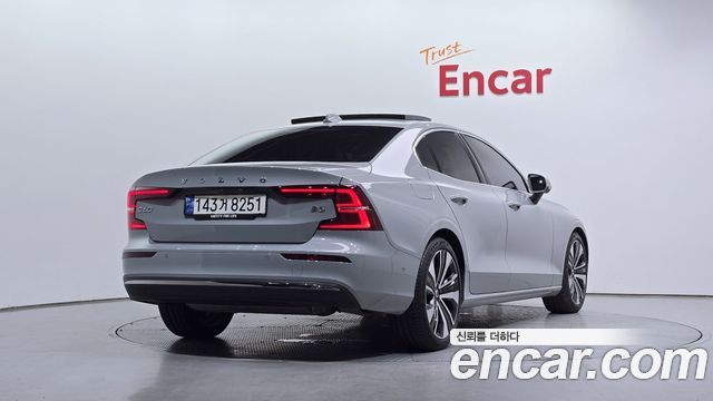 Volvo S60 из Кореи Encar