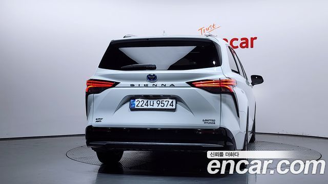 Toyota Sienna из Кореи Encar
