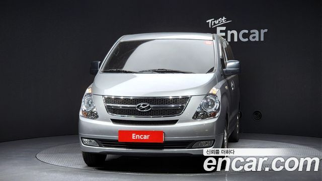 Hyundai Starex 11-Seater Wagon CVX Premium — пробег 238 679 км — фото 3 из 5