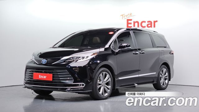 Toyota Sienna 2.5 Hybrid 2WD — пробег 53 253 км — фото 1 из 5