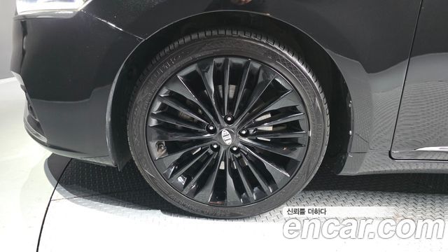 Kia K7 из Кореи Encar