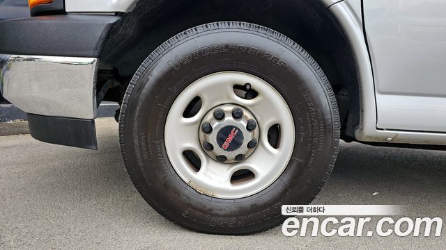 GMC Savana из Кореи Encar