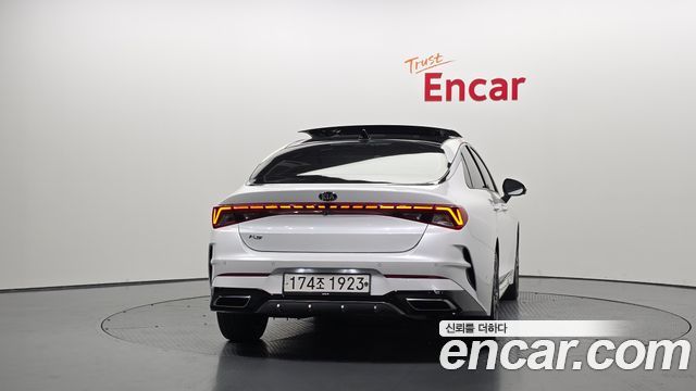 Kia K5 из Кореи Encar