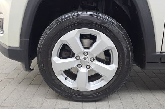 Jeep Compass 2.4 Limitied AWD — пробег 25 544 км — фото 5 из 5