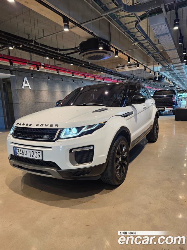 Land Rover Range Rover Evoque 2.0 TD4 SE — пробег 110 000 км — фото 2 из 5