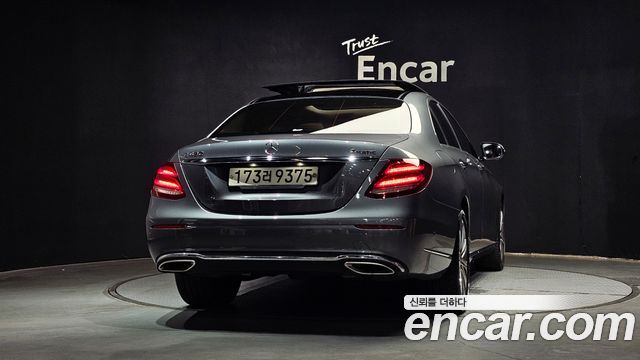 Mercedes-Benz E-Class E450 4MATIC Exclusive — пробег 93 535 км — фото 4 из 5