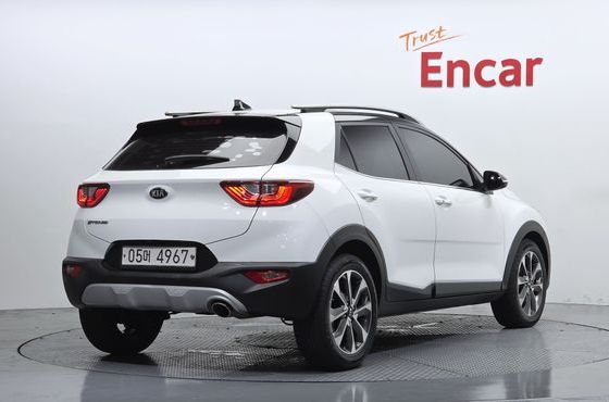 Kia Stonic Diesel 1.6 Prestige — пробег 108 184 км — фото 2 из 5