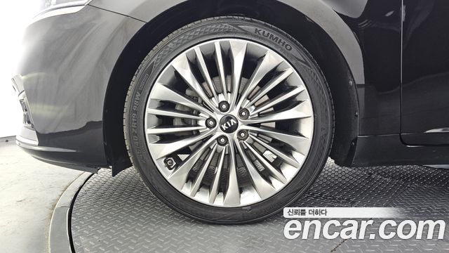Kia K7 из Кореи Encar