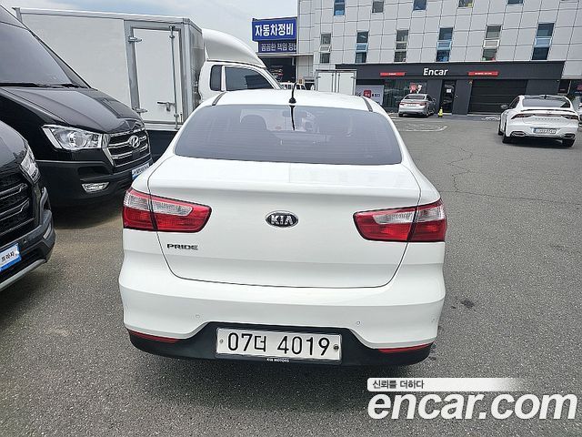 Kia pride из Кореи Encar