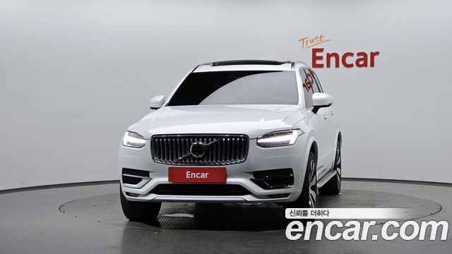 Volvo XC90 B6 Ultimate Bright — пробег 72 102 км — фото 3 из 5