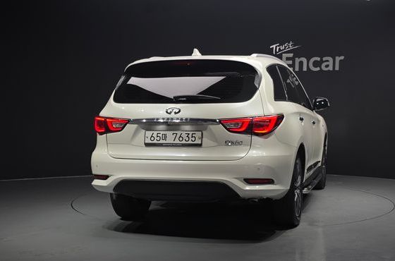 Infiniti QX60 3.5 AWD — пробег 90 086 км — фото 4 из 5